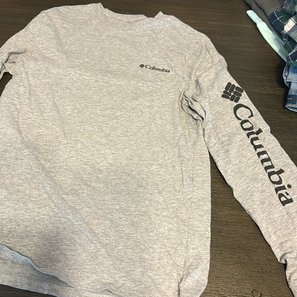 Men’s long sleeve tee